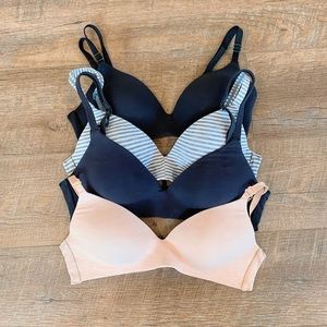 Set of 4 LOVE By GAP Wireless Bras